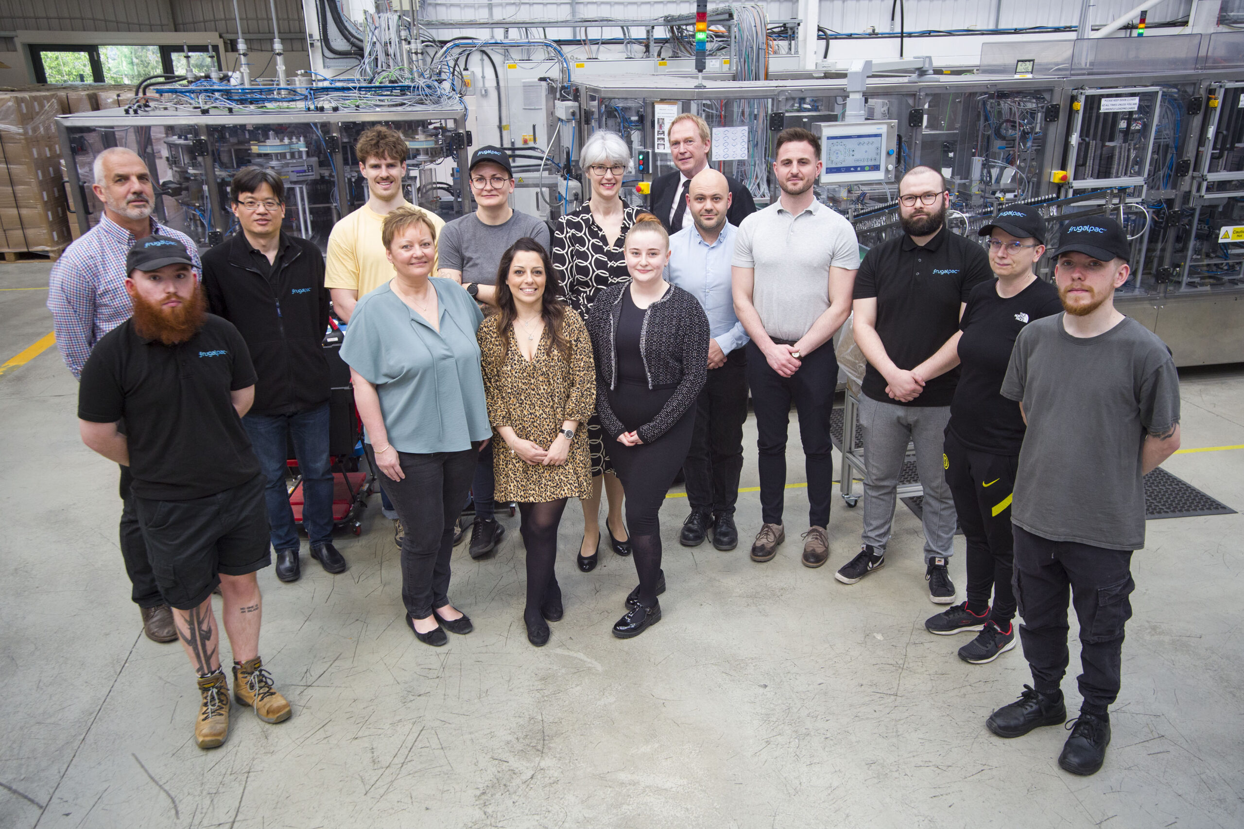 CHEERS! FRUGALPAC WINS KING’S AWARD FOR ENTERPRISE FOR ITS LOW CARBON PAPER FRUGAL BOTTLES