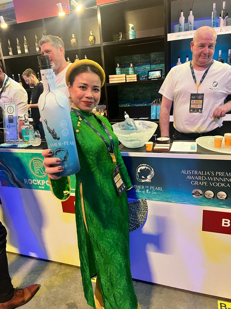 World première for first Australian Vodka in a Paper Bottle at Bar Convent Singapore